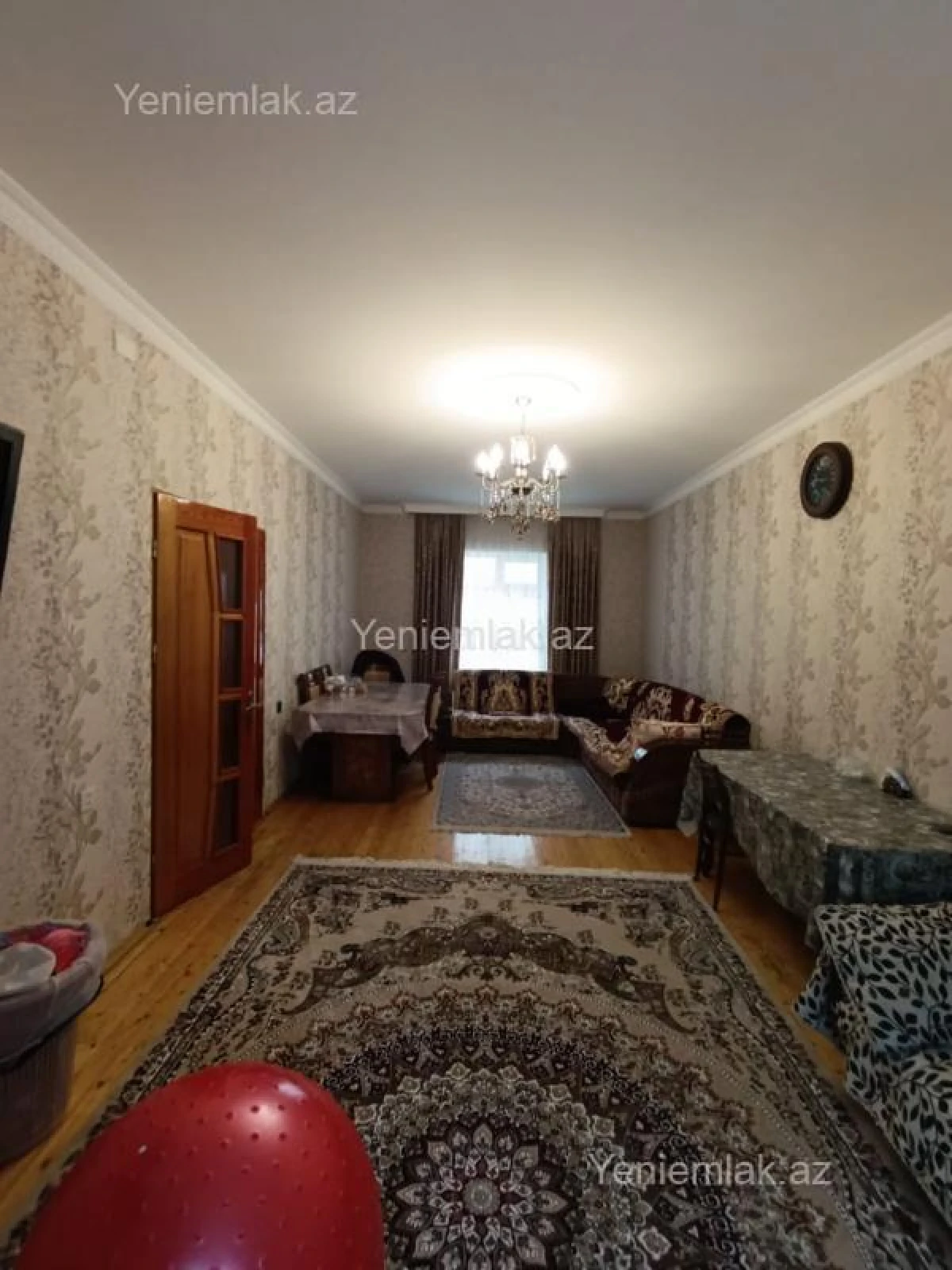 Satılır 6 otaqlı həyət evi 200 m²