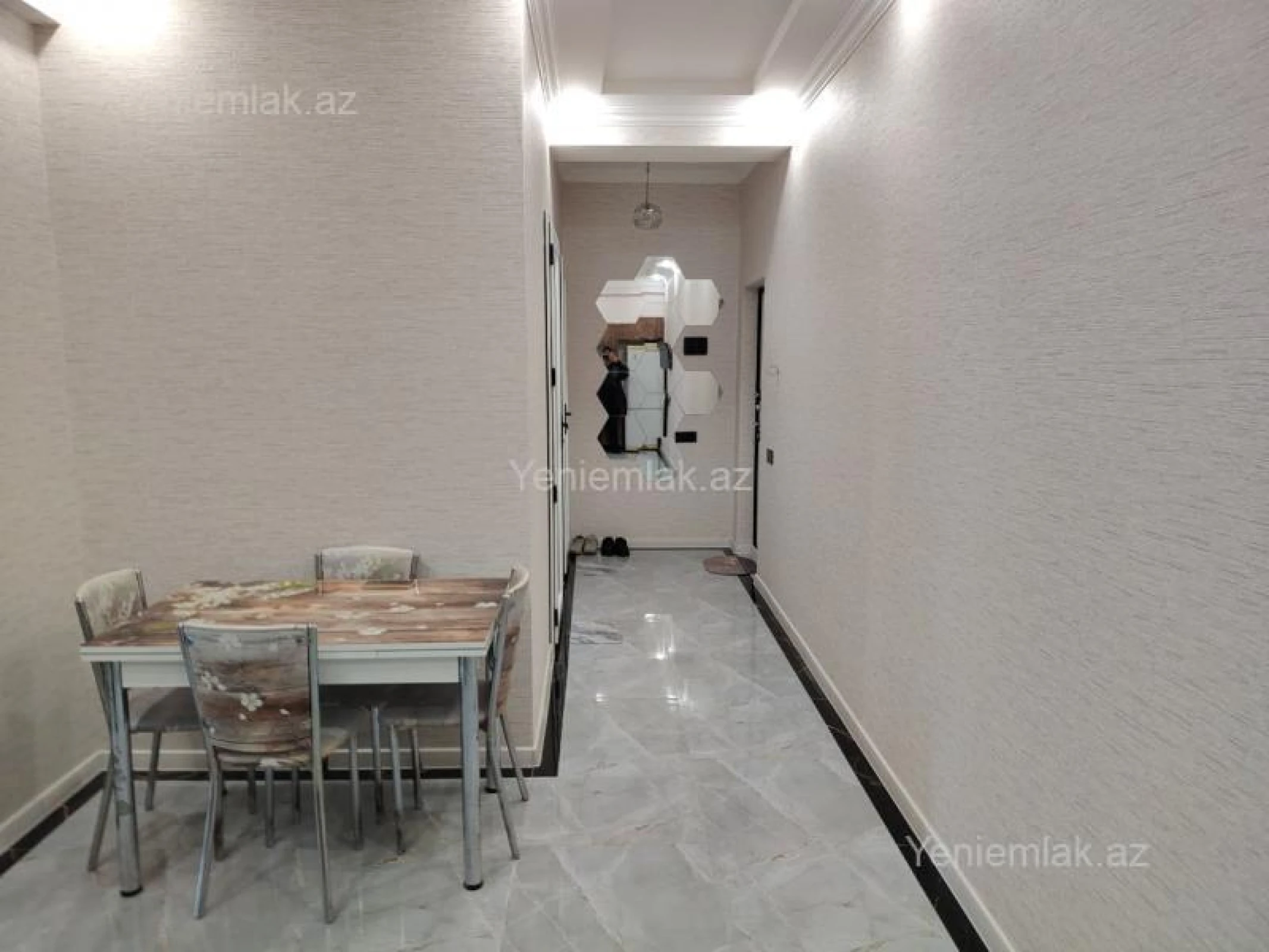 Satılır 4 otaqlı yeni tikili 70 m²