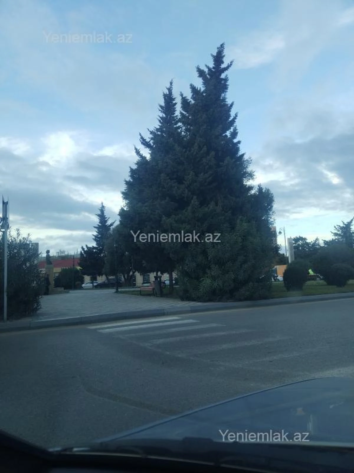 Satılır 2 otaqlı köhnə tikili 54 m²