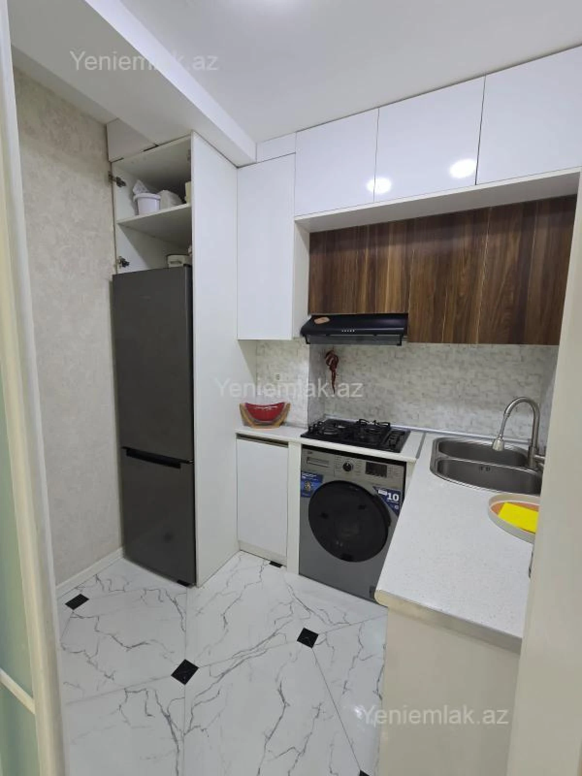 Satılır 2 otaqlı yeni tikili 55 m²