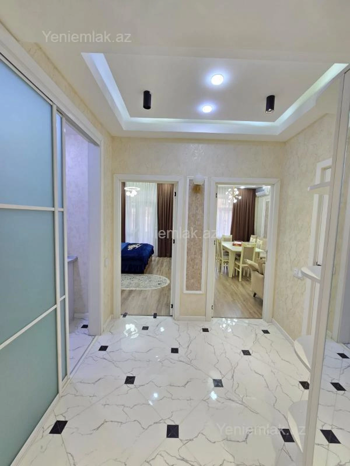 Satılır 2 otaqlı yeni tikili 55 m²