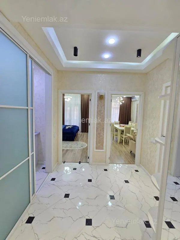 Satılır 2 otaqlı yeni tikili 55 m²