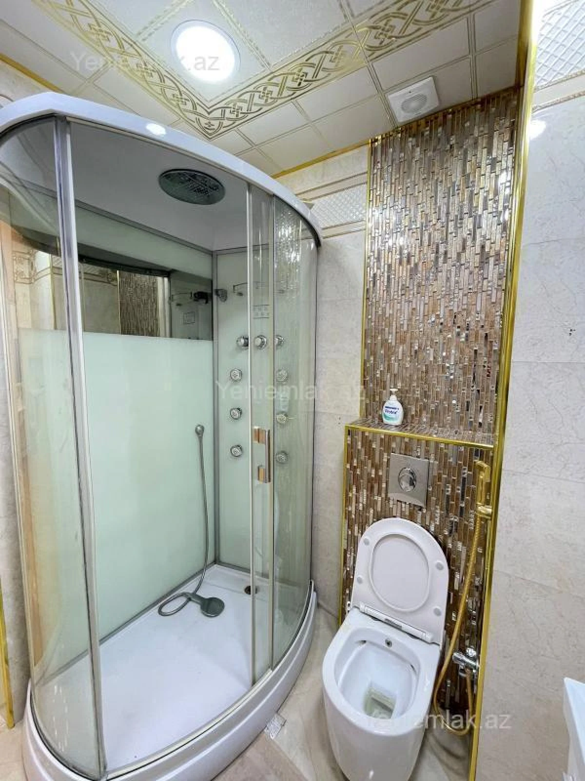 Satılır 3 otaqlı köhnə tikili 100 m²