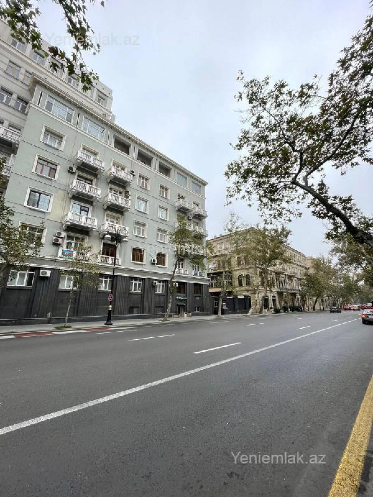 Satılır 3 otaqlı köhnə tikili 100 m²