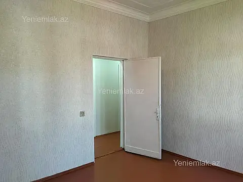Satılır 2 otaqlı köhnə tikili 48 m²