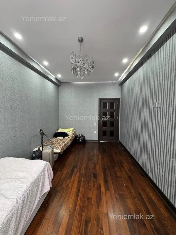 Satılır 3 otaqlı yeni tikili 90 m²