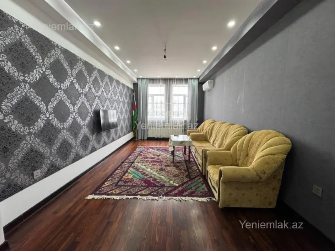 Satılır 3 otaqlı yeni tikili 90 m²