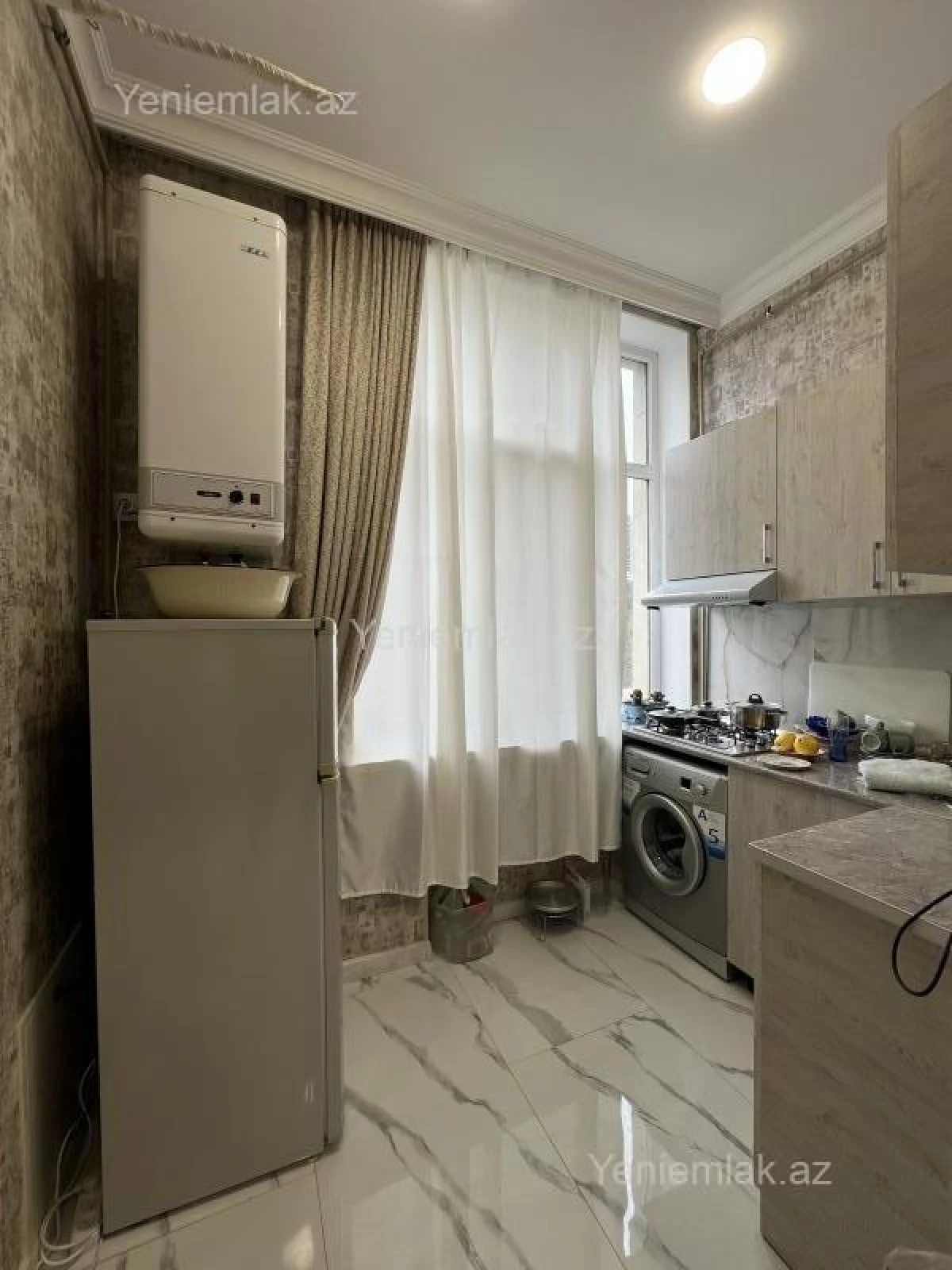 Satılır 2 otaqlı köhnə tikili 48 m²