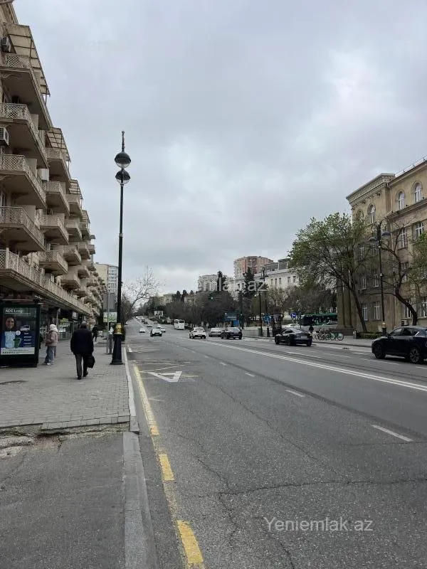 Satılır 2 otaqlı köhnə tikili 48 m²