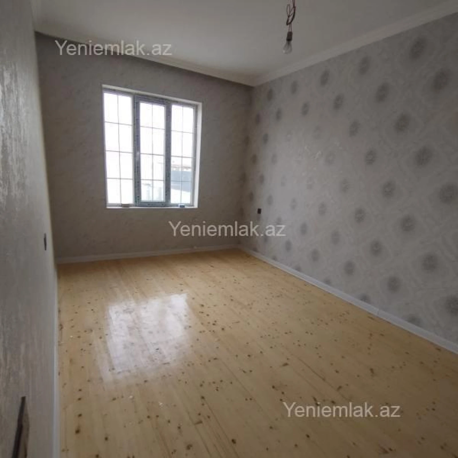 Satılır 3 otaqlı həyət evi 80 m²