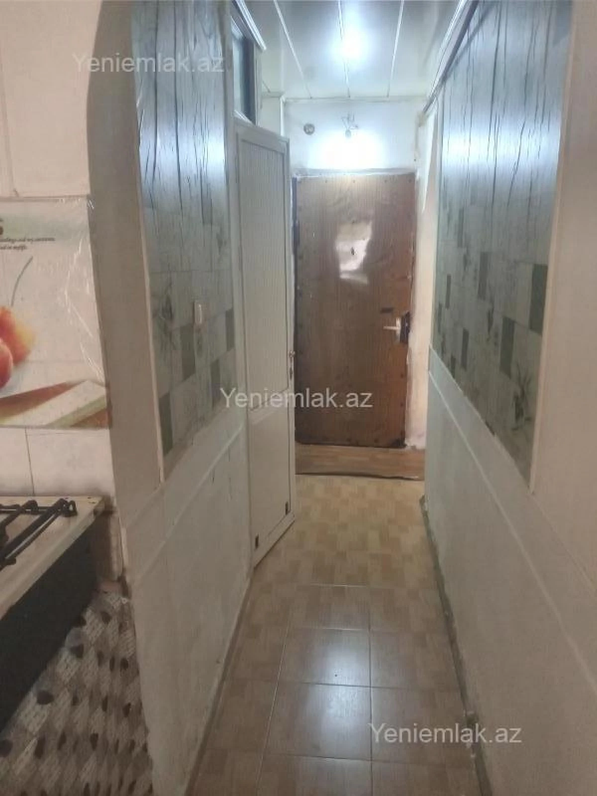 Satılır 1 otaqlı köhnə tikili 30 m²