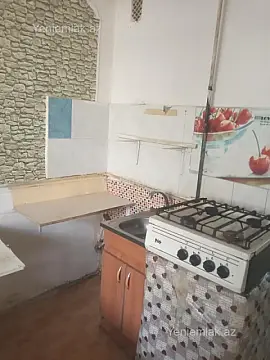 Satılır 1 otaqlı köhnə tikili 30 m²