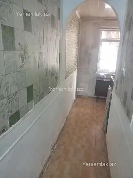 Satılır 1 otaqlı köhnə tikili 30 m²