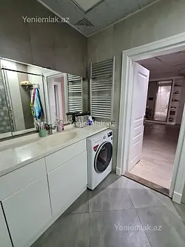 Satılır 3 otaqlı yeni tikili 120 m²