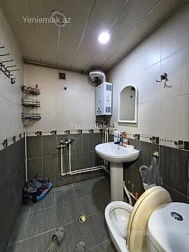 Satılır 1 otaqlı köhnə tikili 32 m²