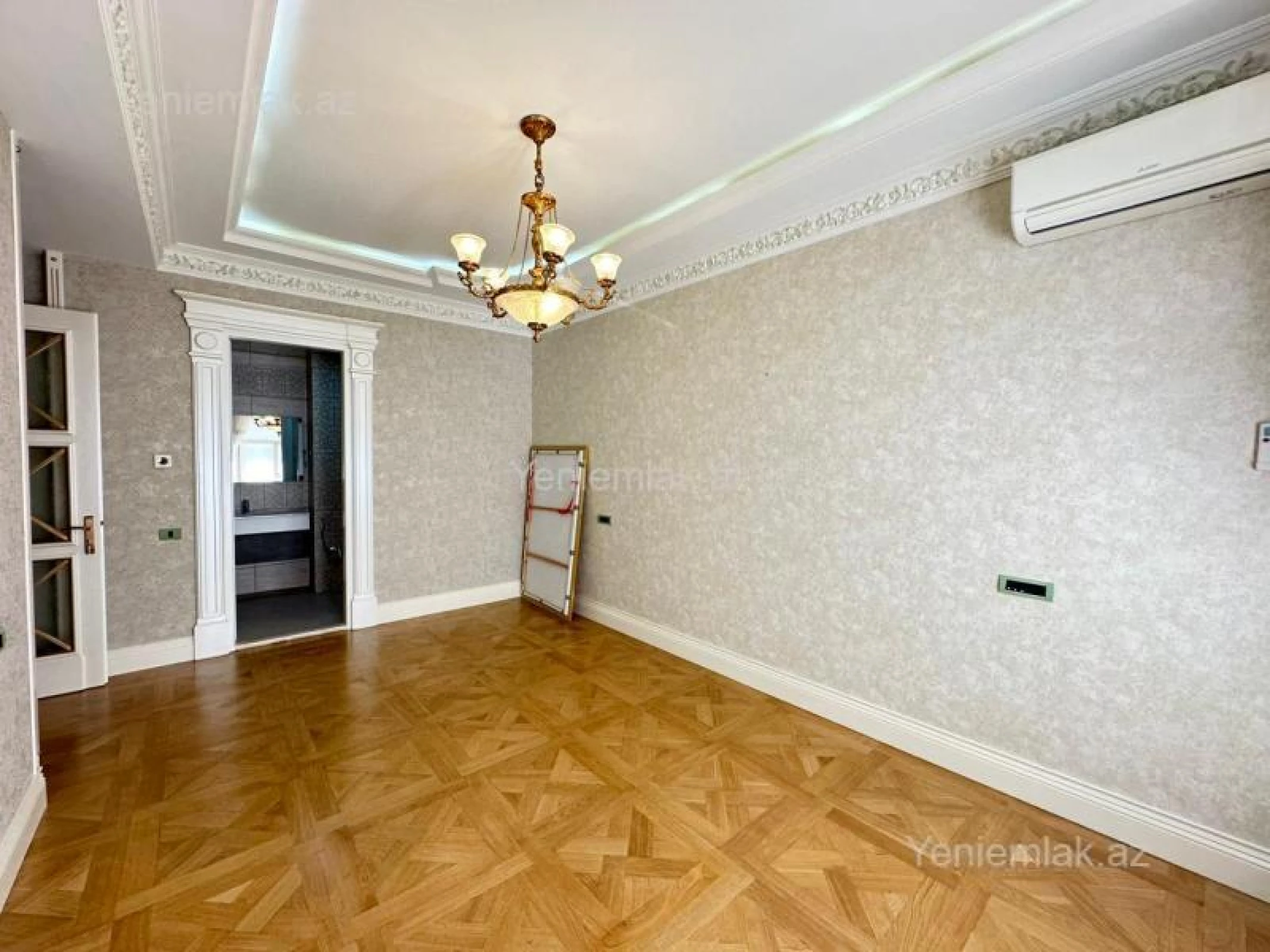 Satılır 4 otaqlı yeni tikili 285 m²