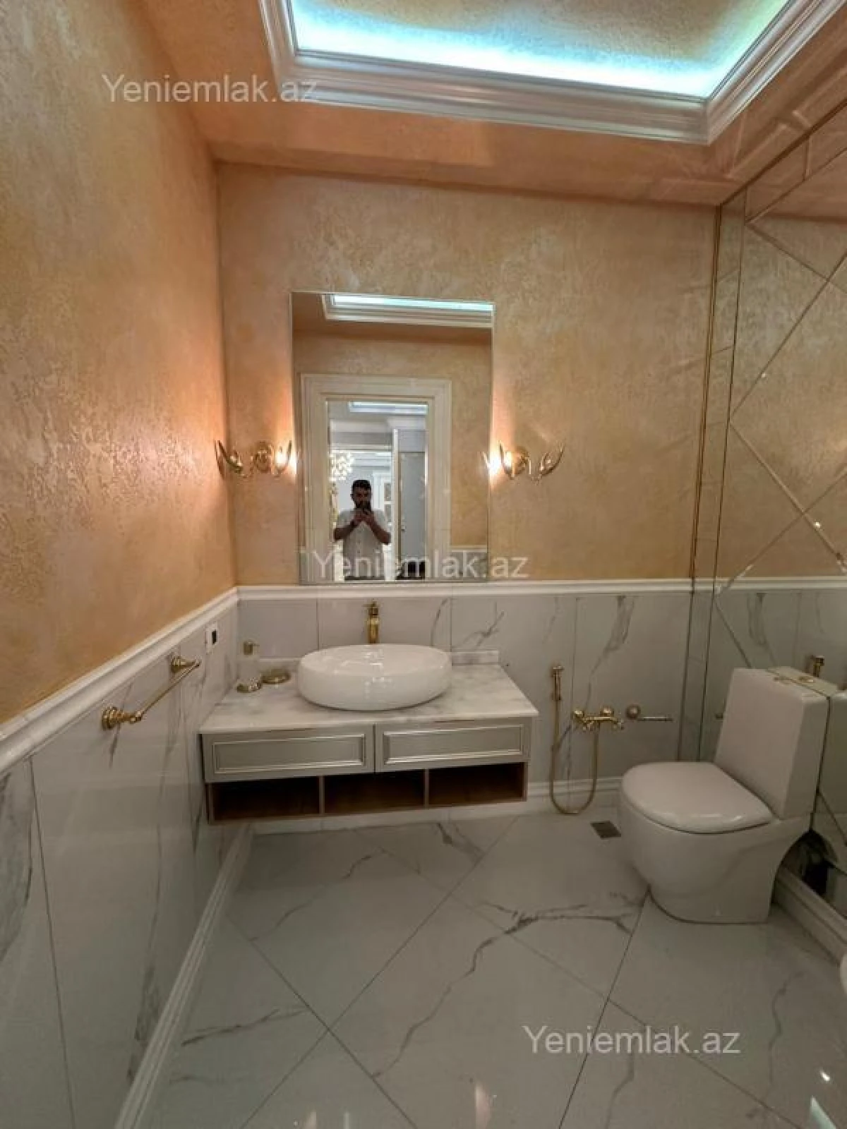 Satılır 4 otaqlı yeni tikili 285 m²