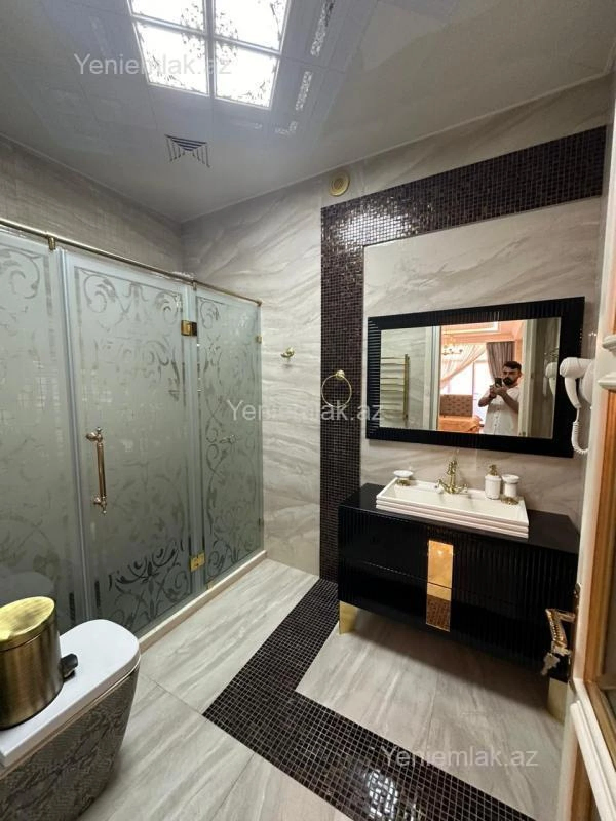 Satılır 4 otaqlı yeni tikili 285 m²