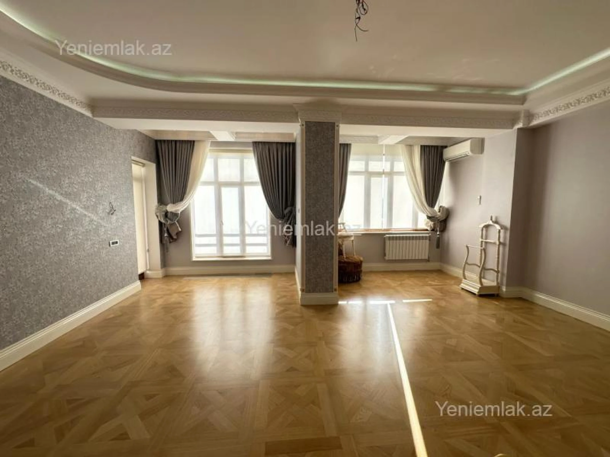 Satılır 4 otaqlı yeni tikili 285 m²