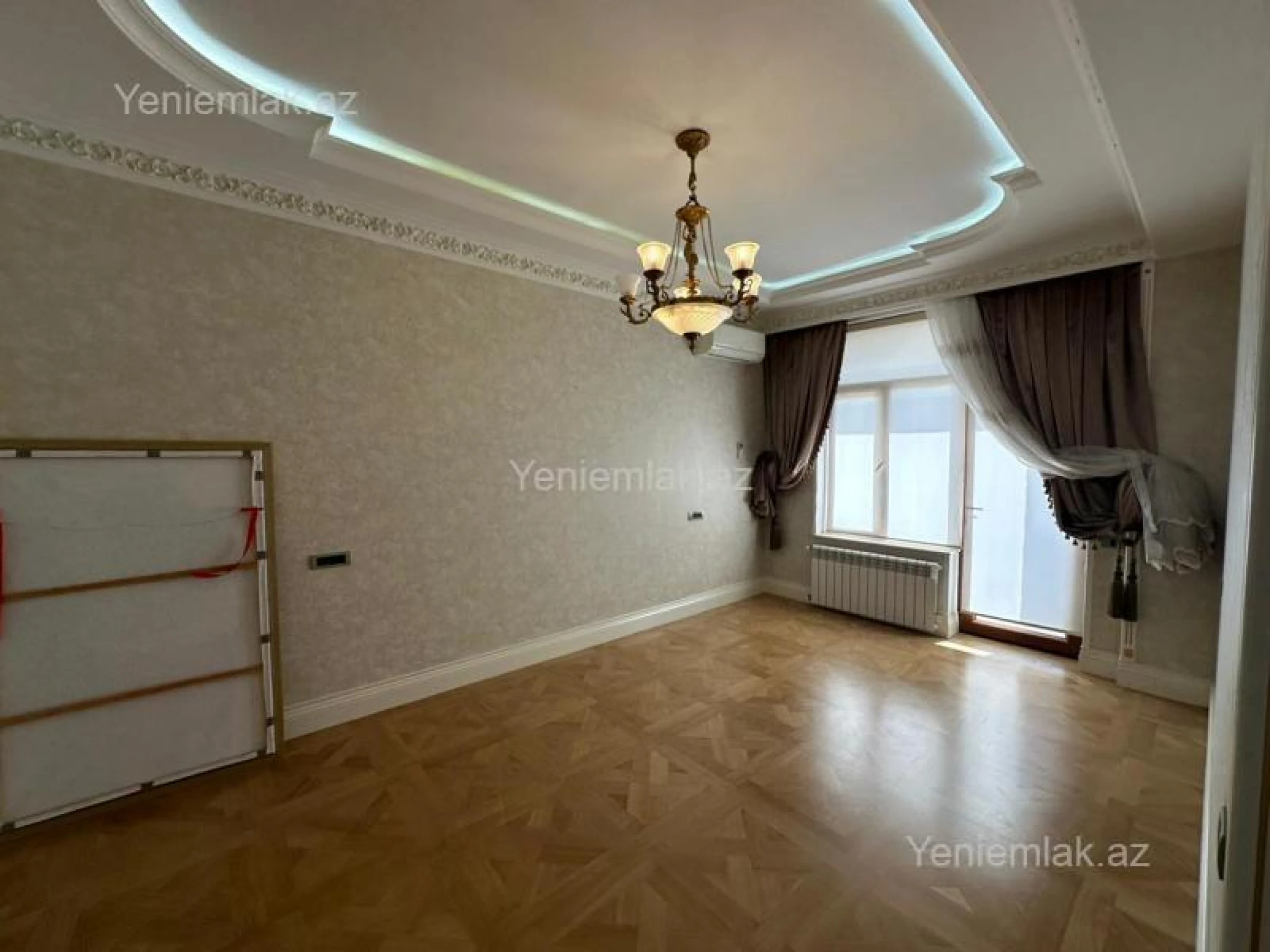Satılır 4 otaqlı yeni tikili 285 m²