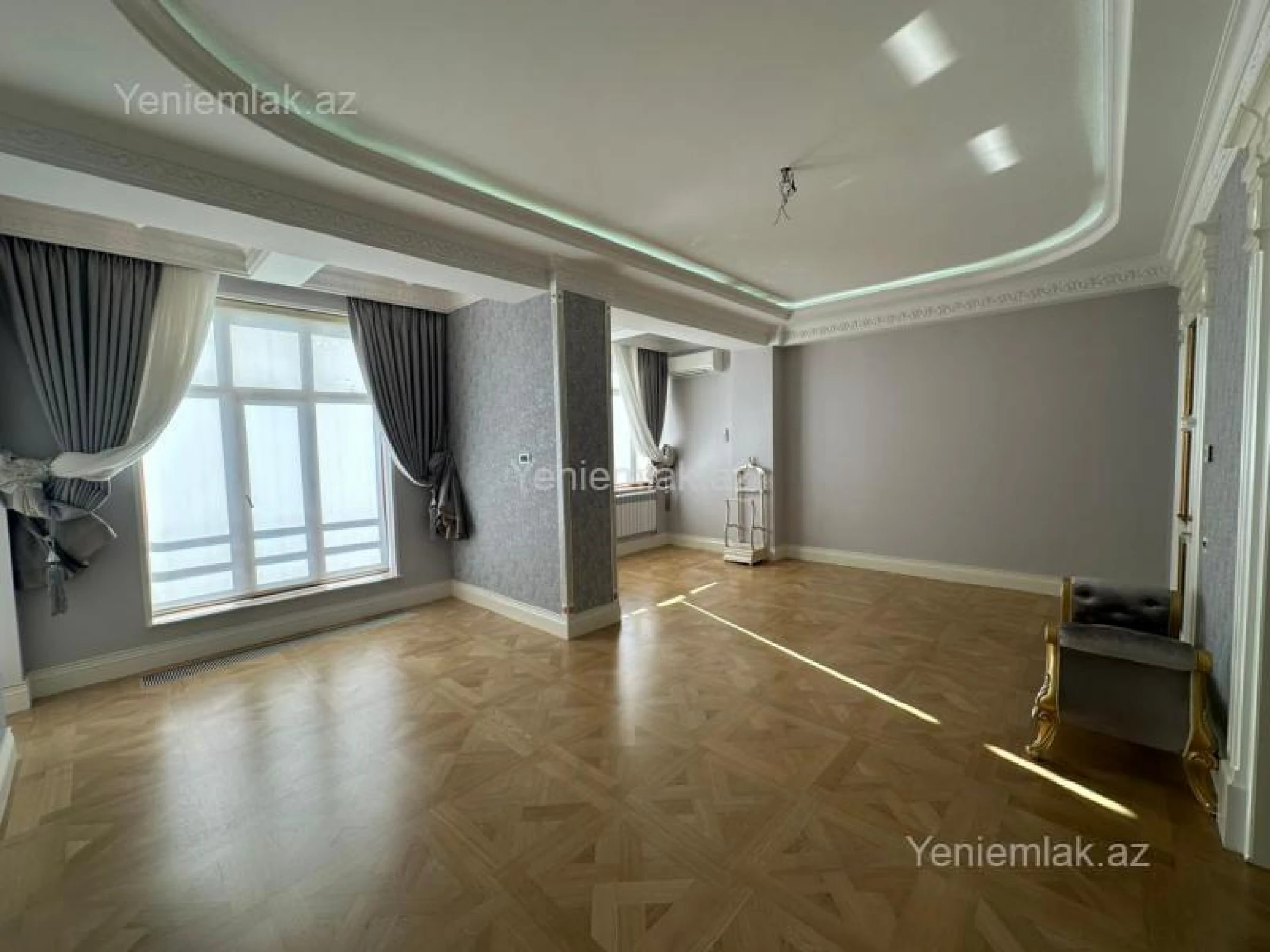 Satılır 4 otaqlı yeni tikili 285 m²