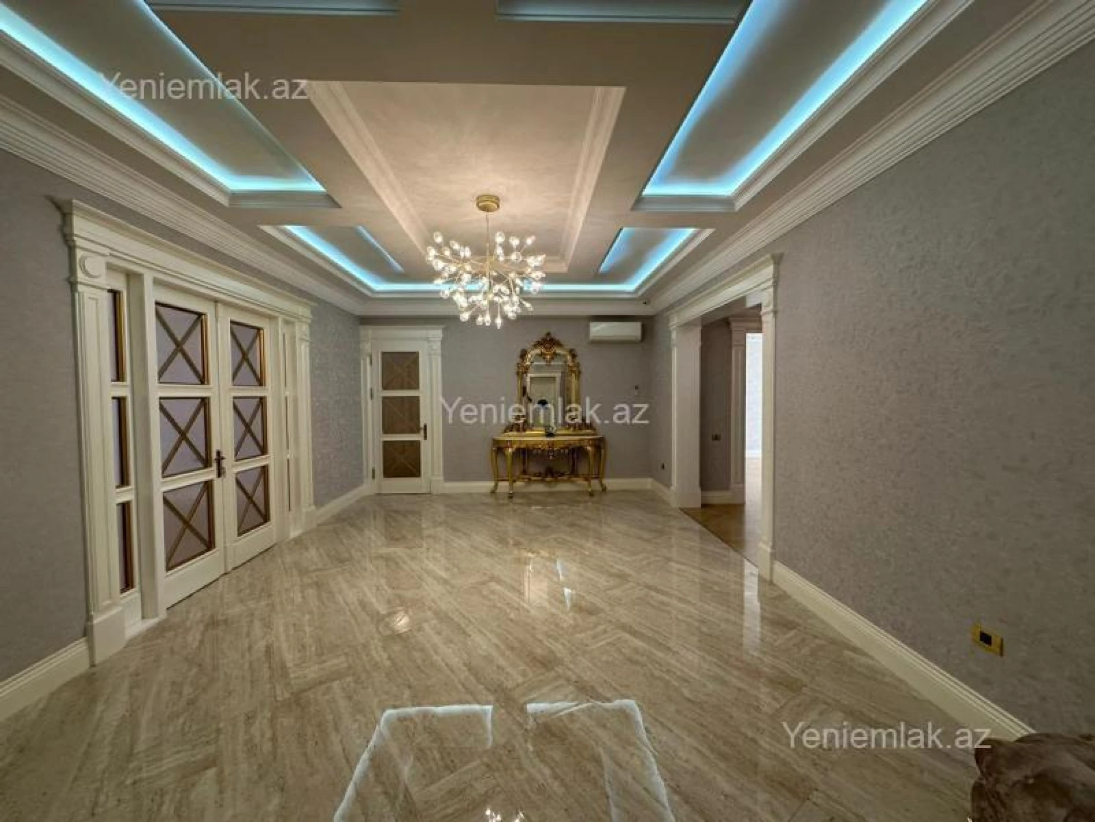 Satılır 4 otaqlı yeni tikili 285 m²