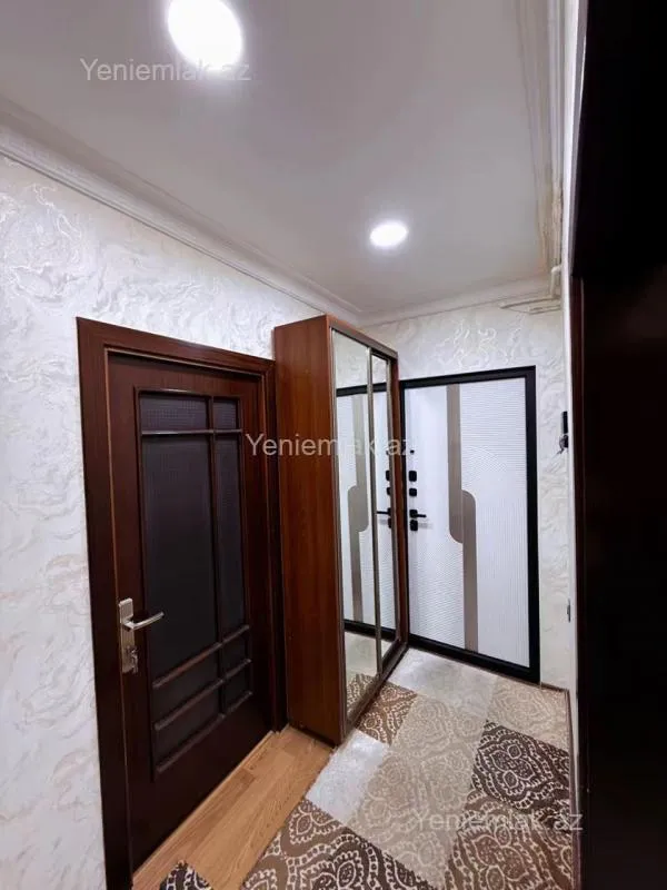 Satılır 3 otaqlı köhnə tikili 72 m²