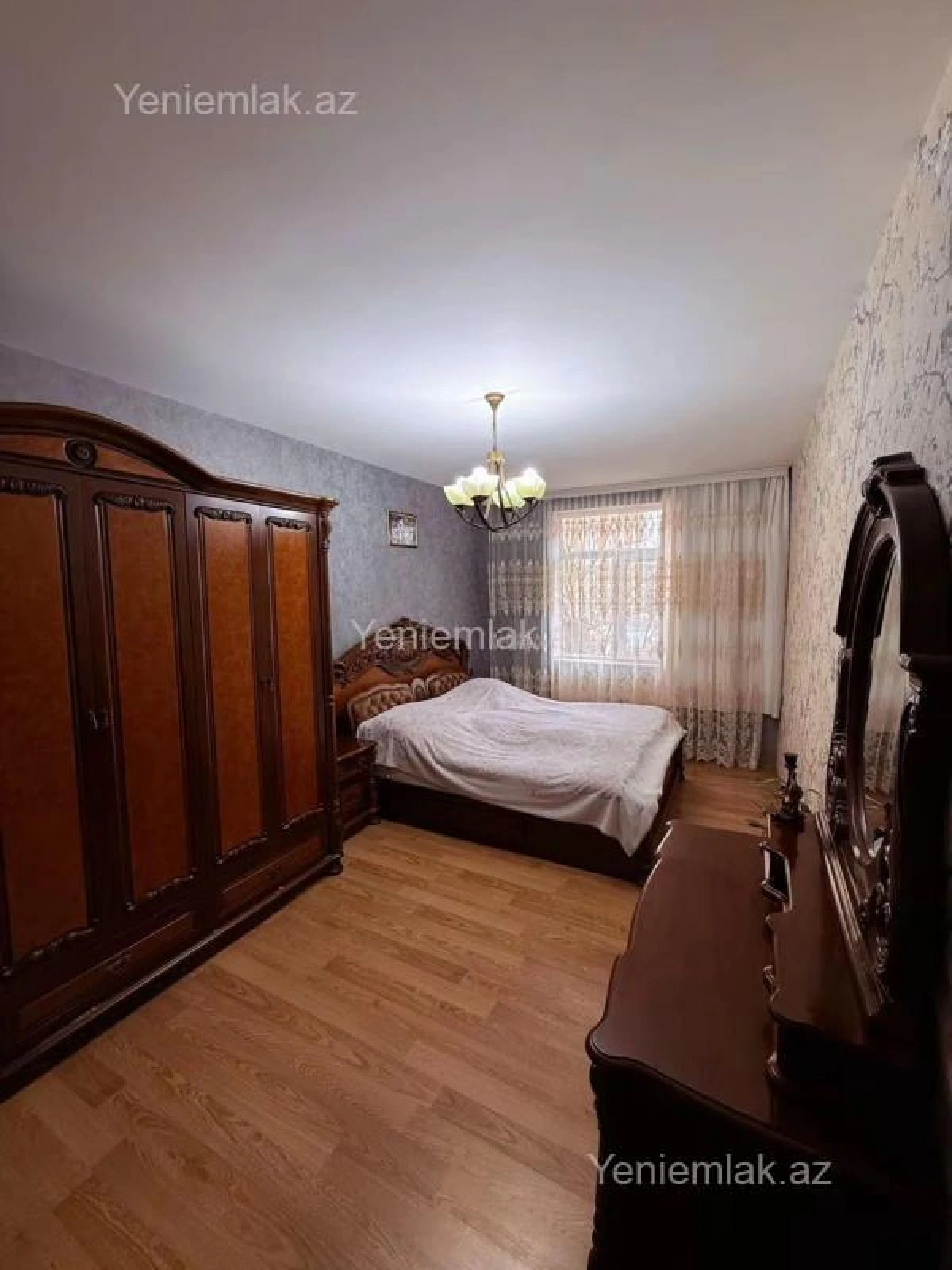 Satılır 3 otaqlı köhnə tikili 72 m²