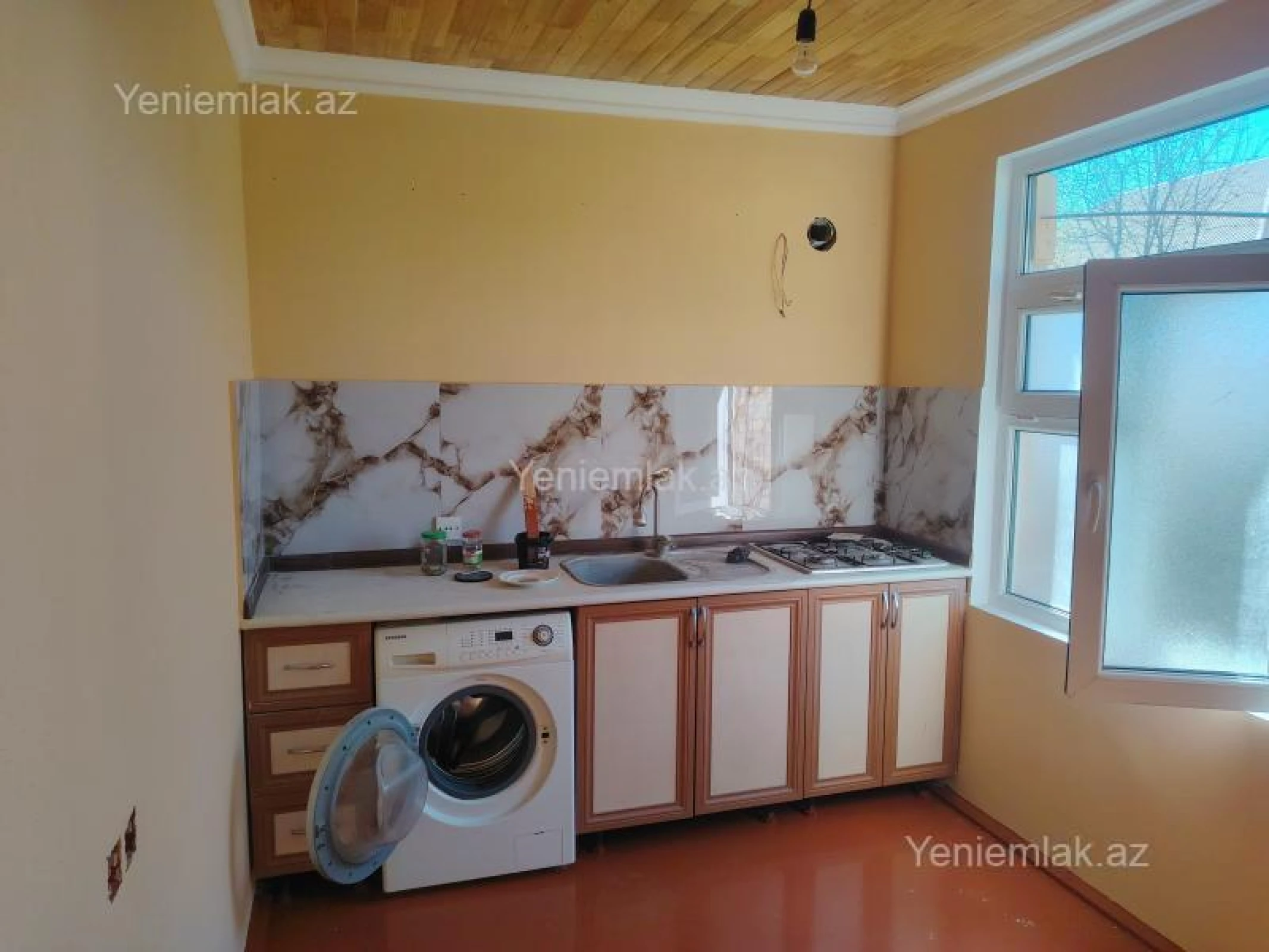 Satılır 3 otaqlı həyət evi 120 m²