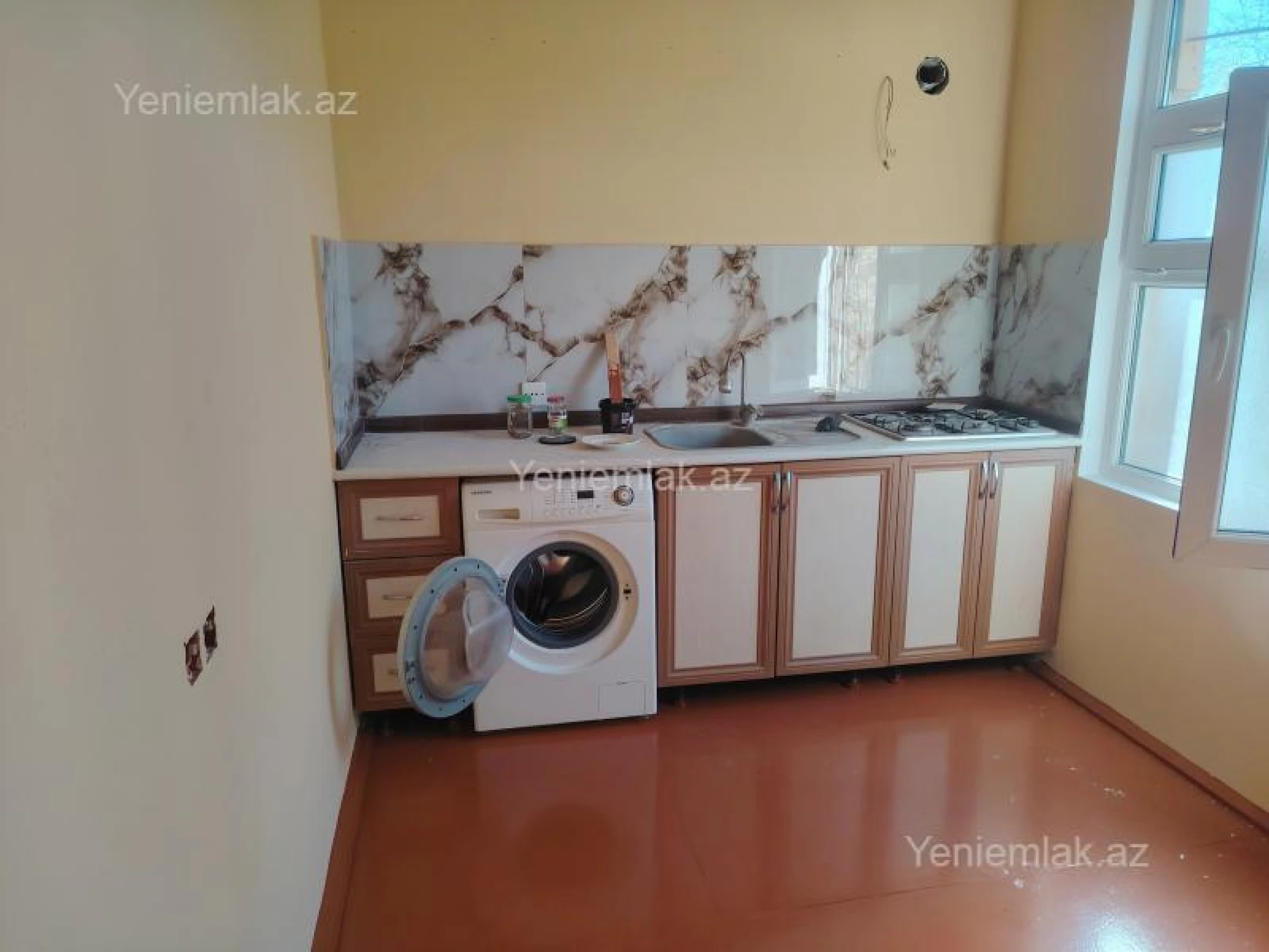 Satılır 3 otaqlı həyət evi 120 m²