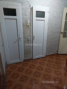 Satılır 2 otaqlı köhnə tikili 56 m²