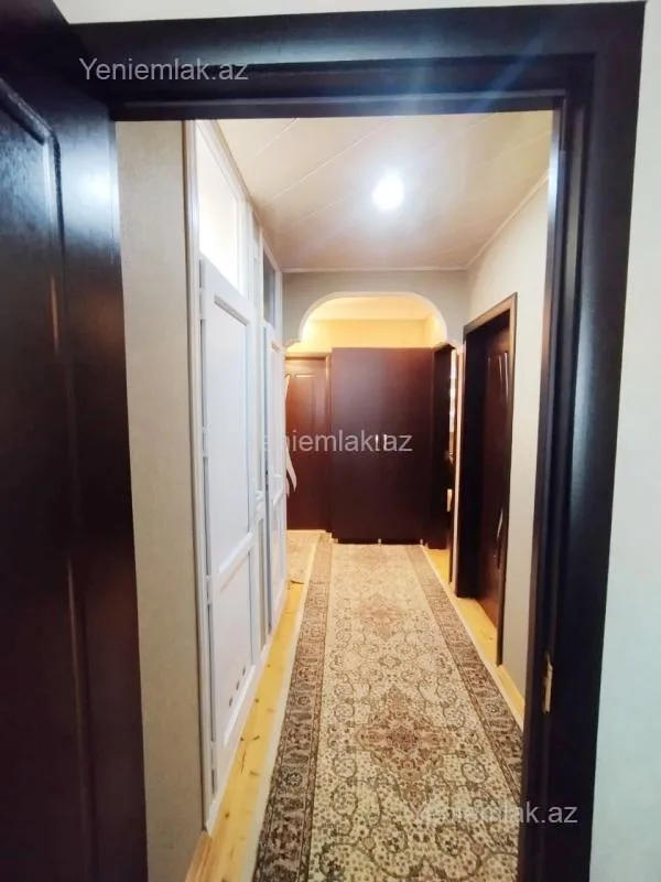 Satılır 3 otaqlı köhnə tikili 82 m²