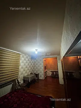 Satılır 1 otaqlı köhnə tikili 40 m²