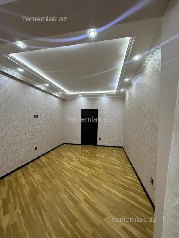 Satılır 3 otaqlı yeni tikili 125 m²