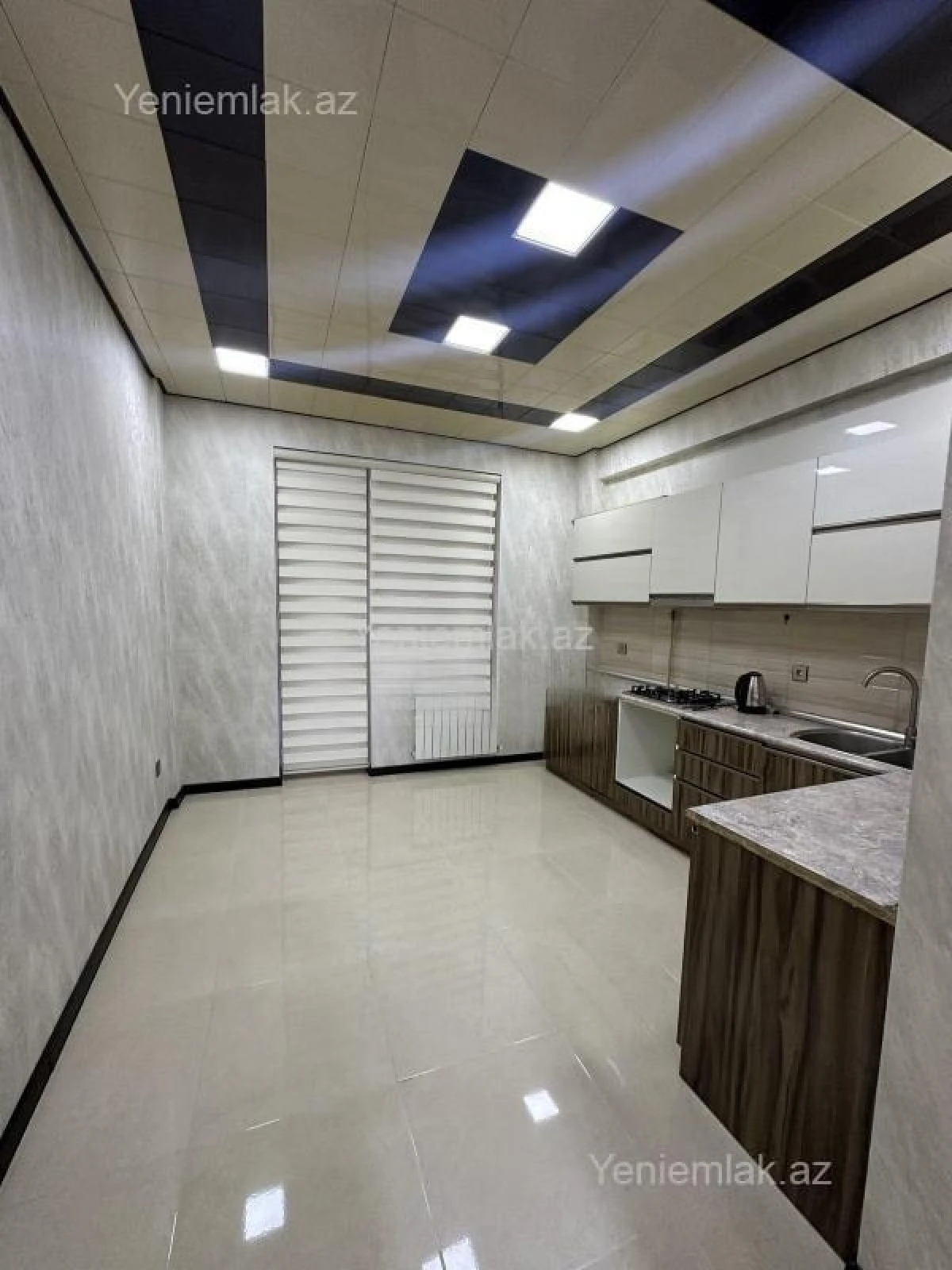 Satılır 3 otaqlı yeni tikili 125 m²