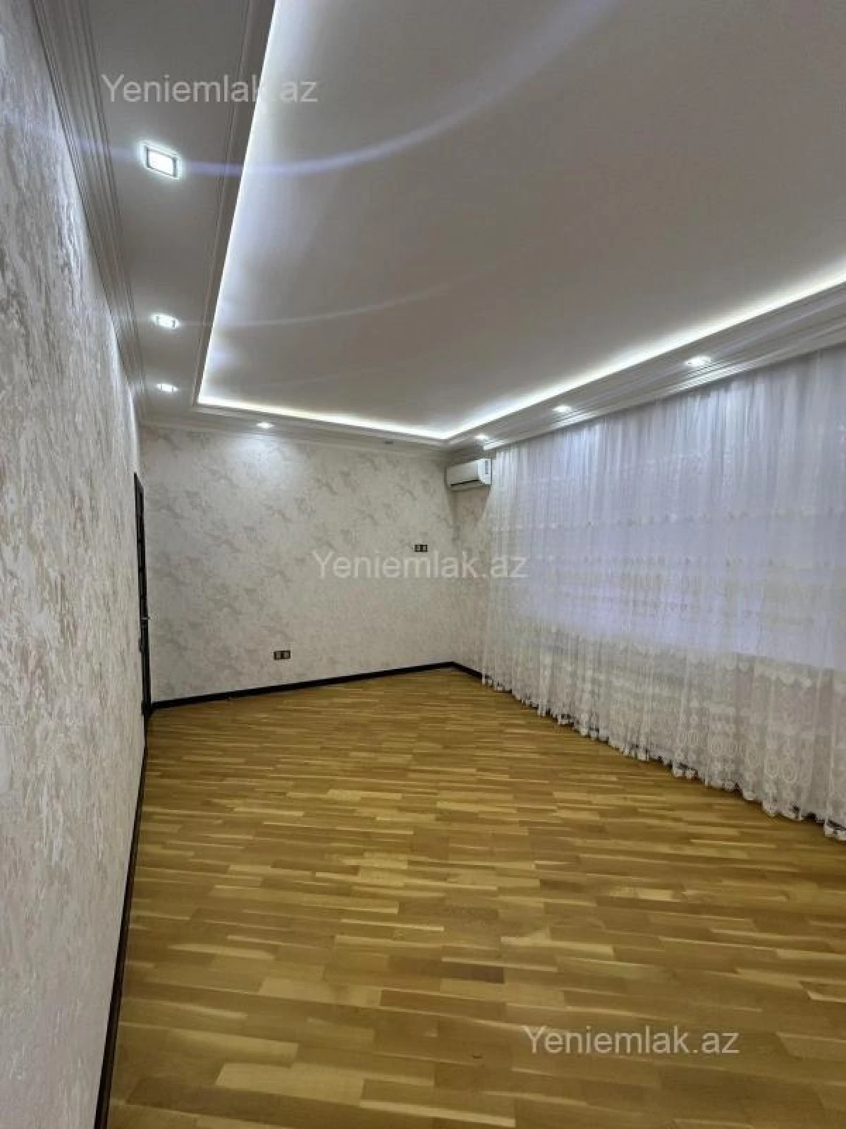 Satılır 3 otaqlı yeni tikili 125 m²