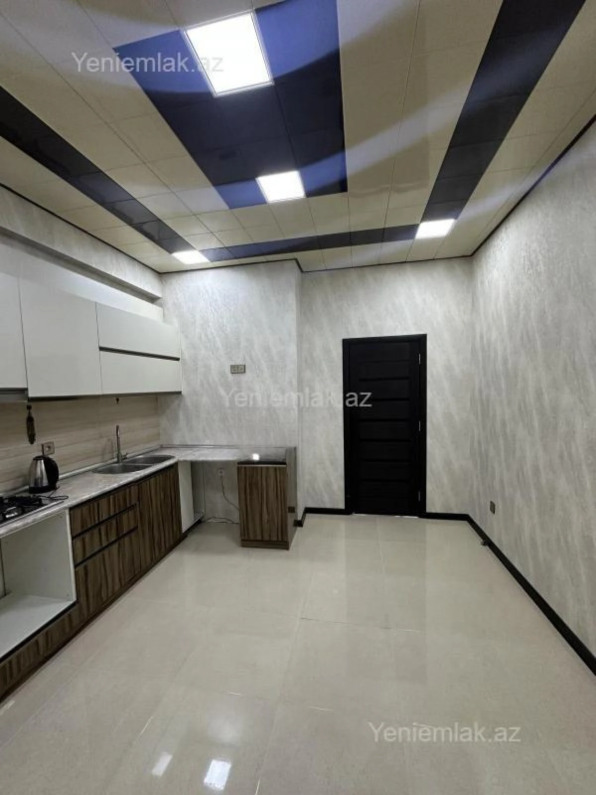 Satılır 3 otaqlı yeni tikili 125 m²
