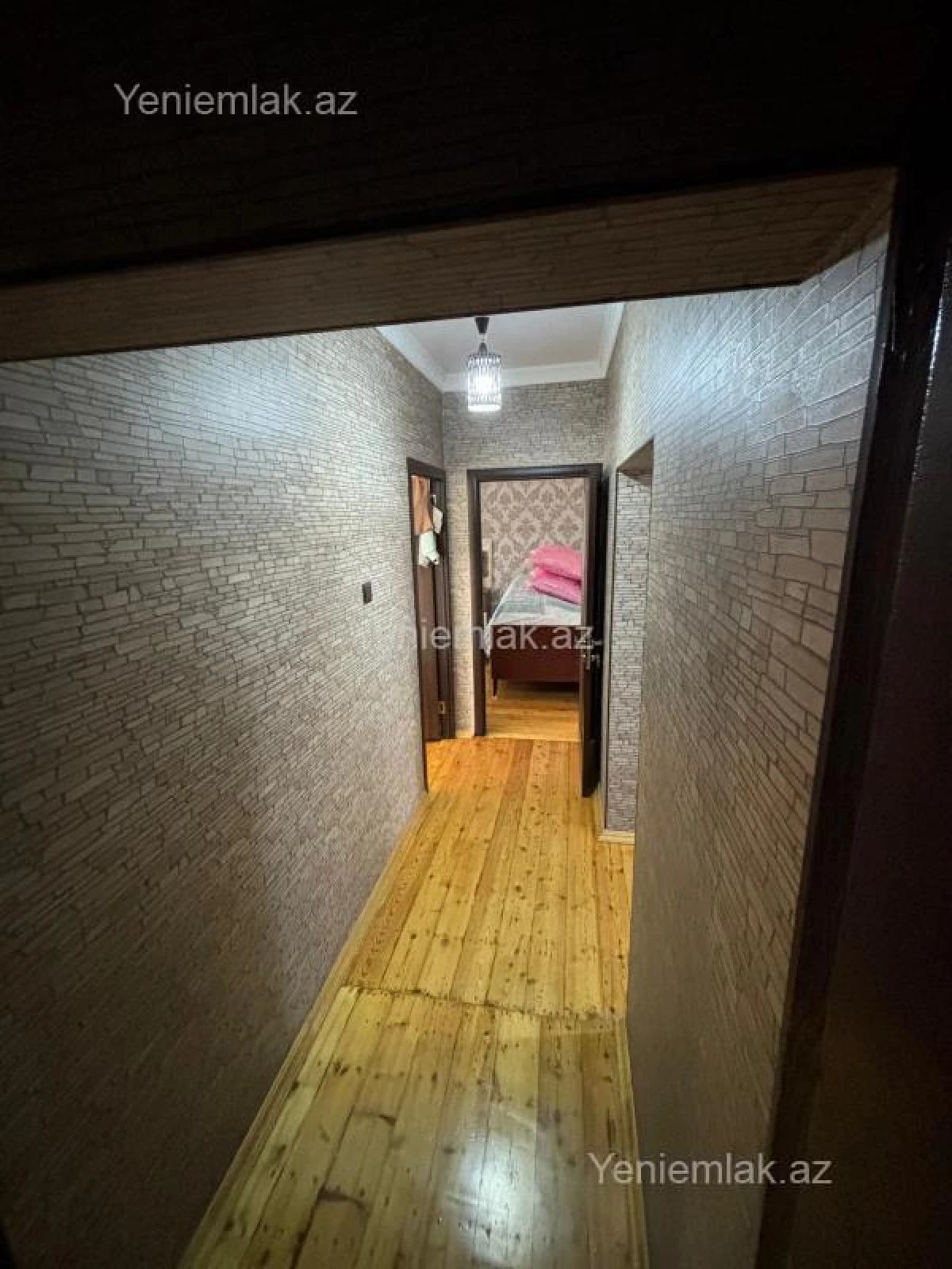 Satılır 3 otaqlı köhnə tikili 70 m²