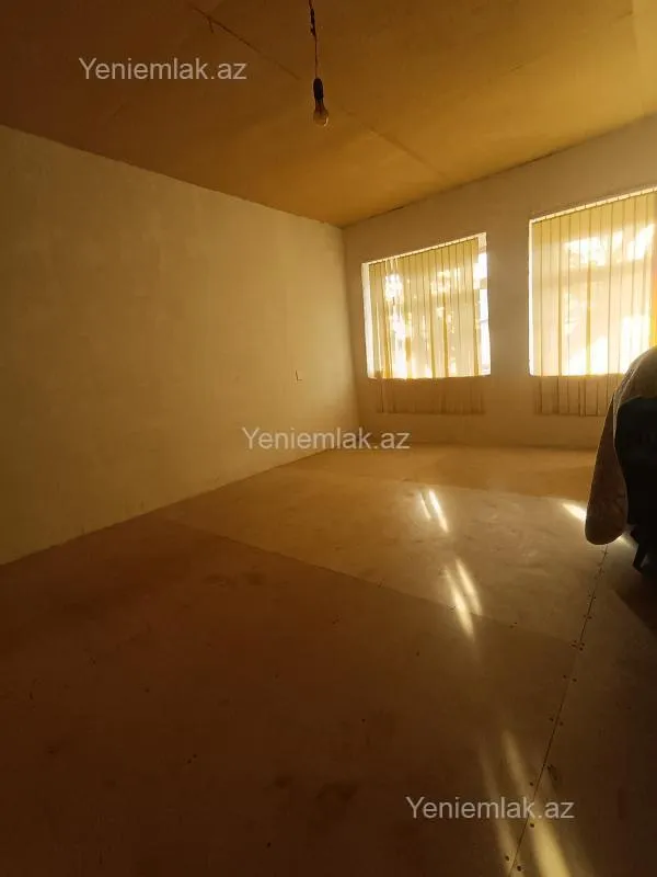 Satılır 6 otaqlı həyət evi 106 m²