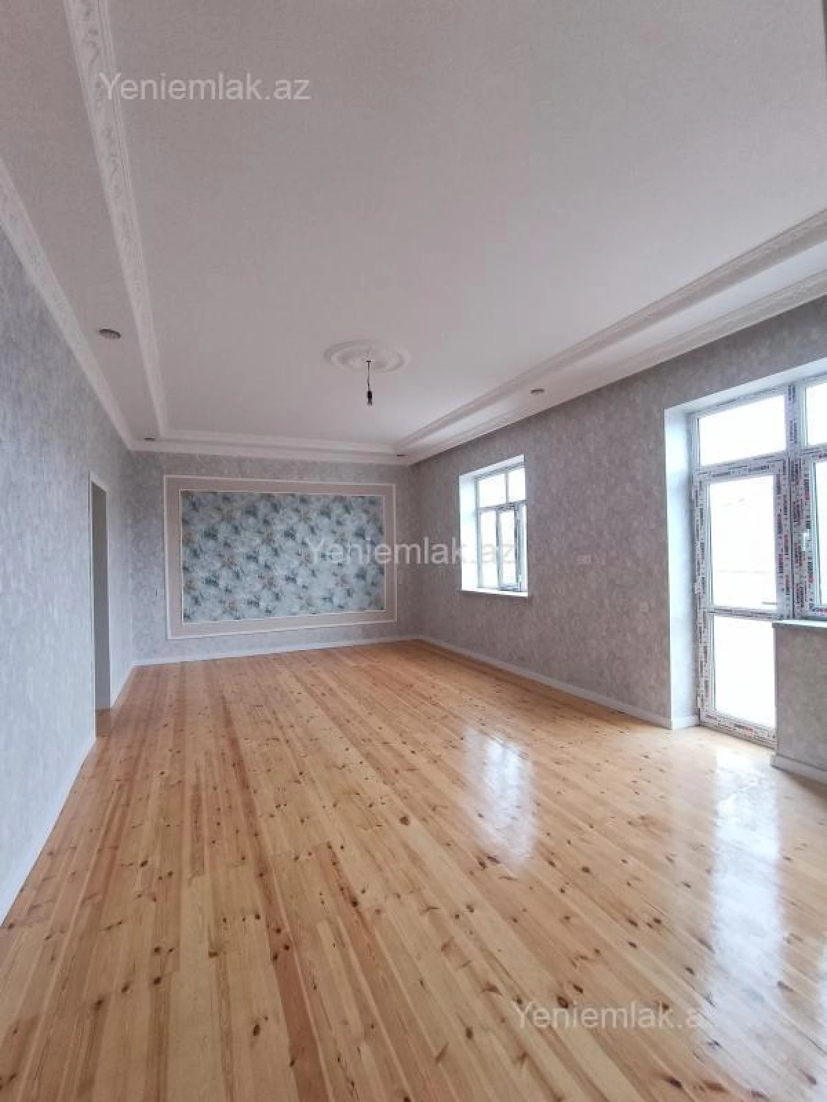 Satılır 7 otaqlı həyət evi 180 m²