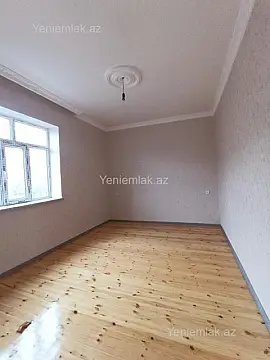 Satılır 7 otaqlı həyət evi 180 m²