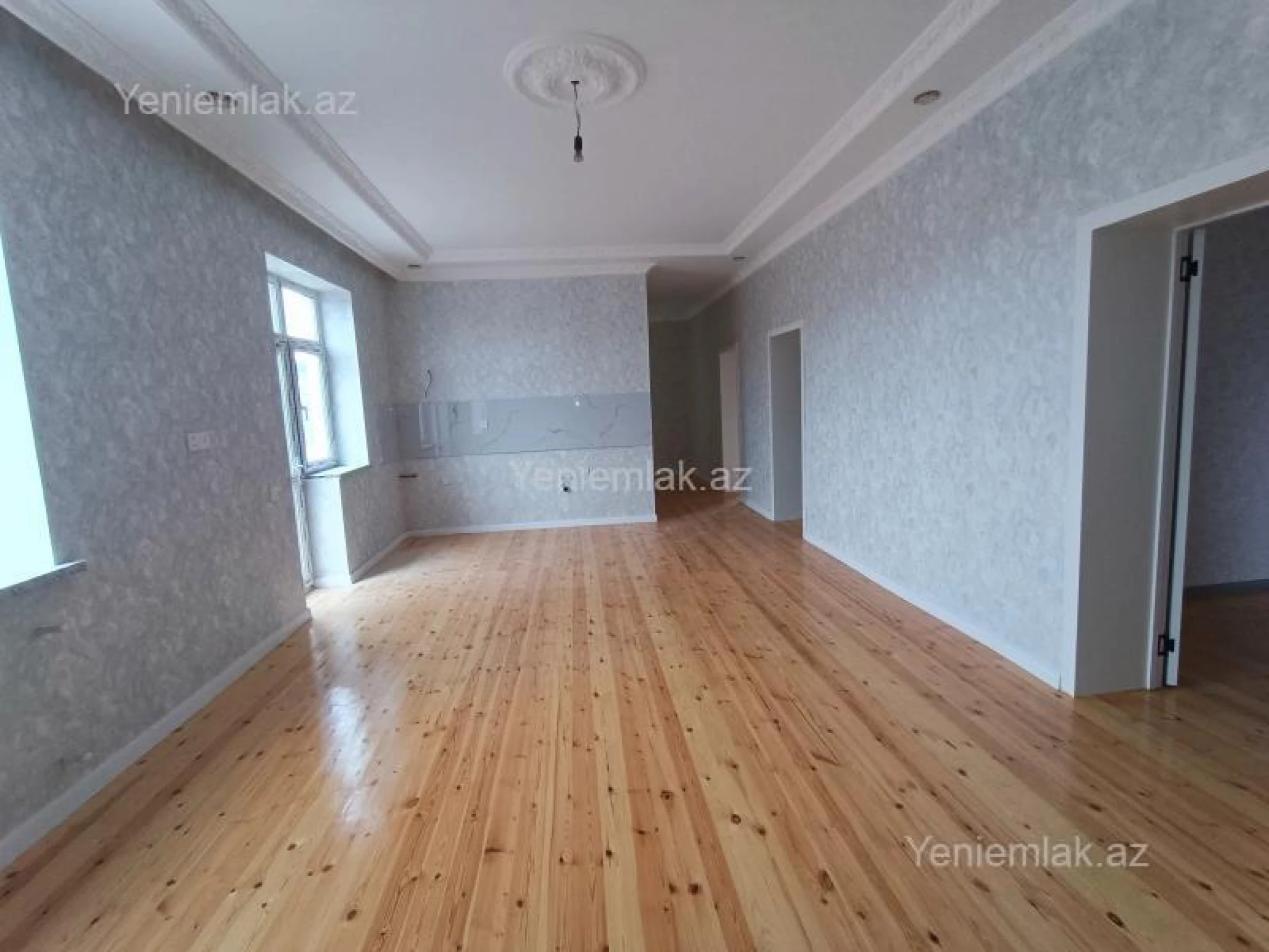 Satılır 7 otaqlı həyət evi 180 m²