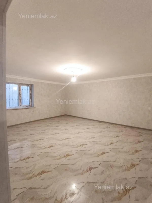 Satılır 7 otaqlı həyət evi 180 m²