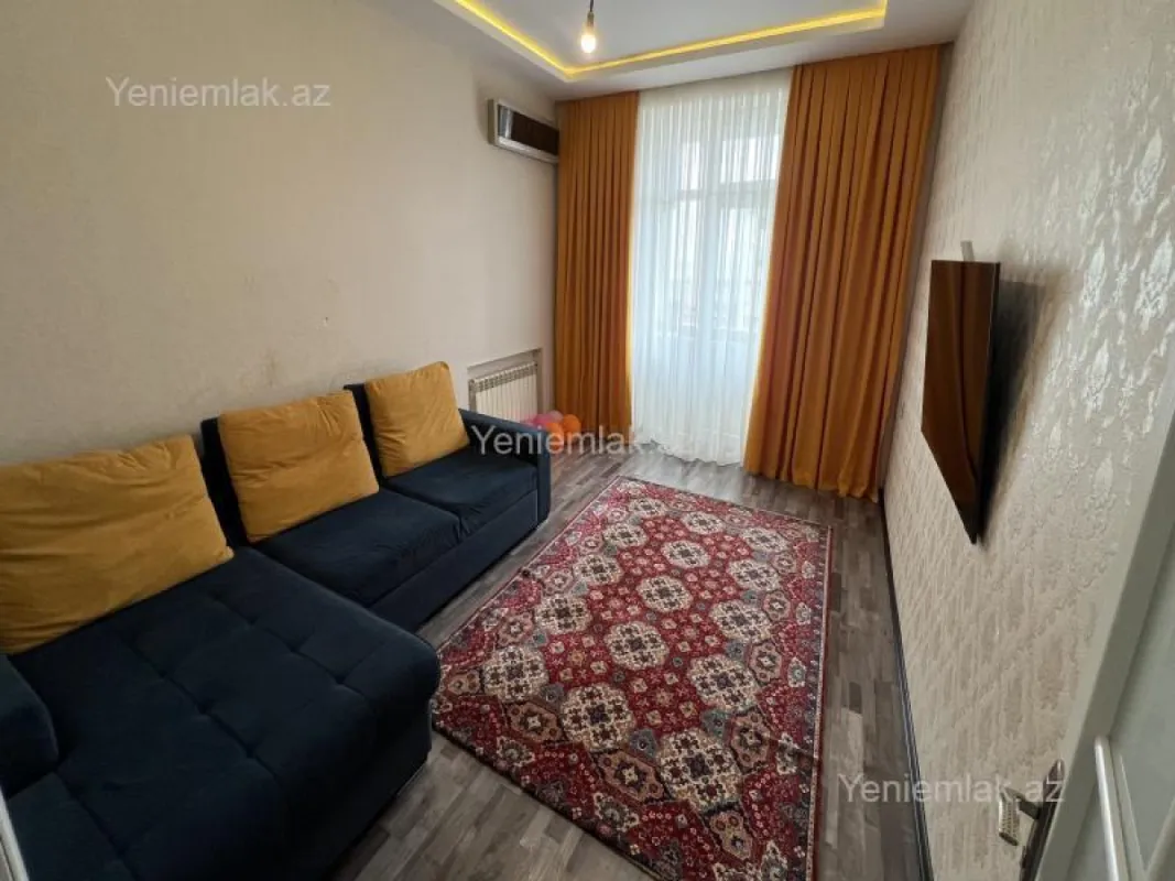 Satılır 2 otaqlı köhnə tikili 60 m²