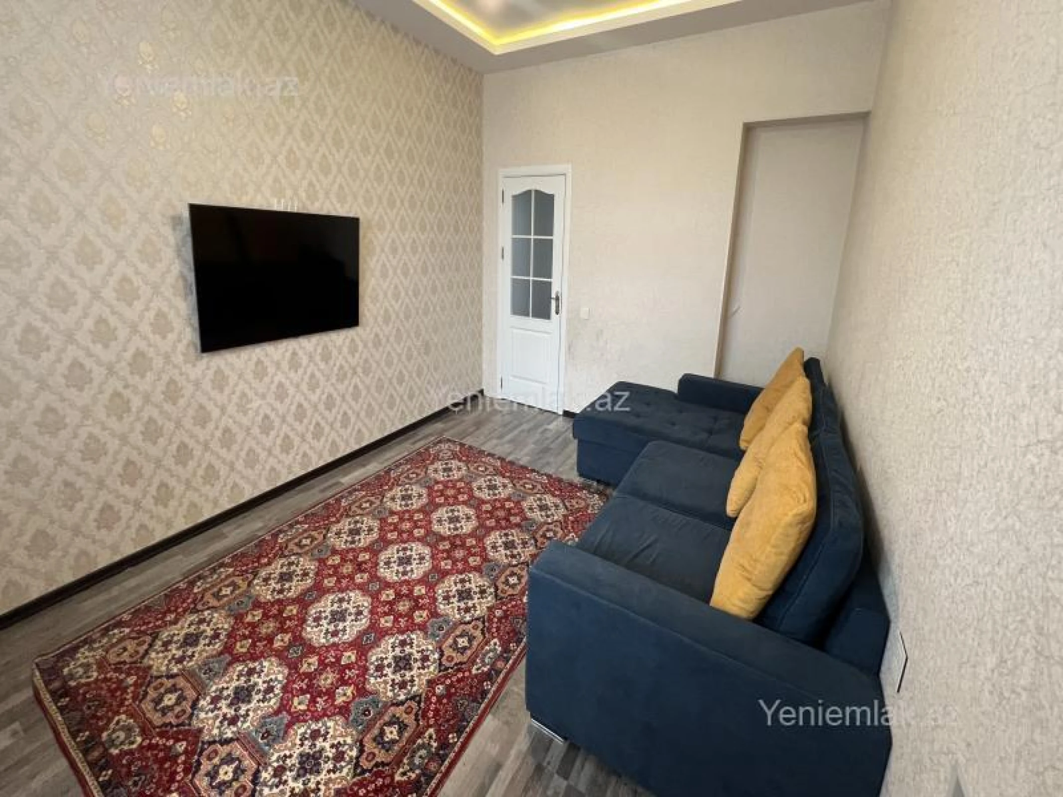 Satılır 2 otaqlı köhnə tikili 60 m²