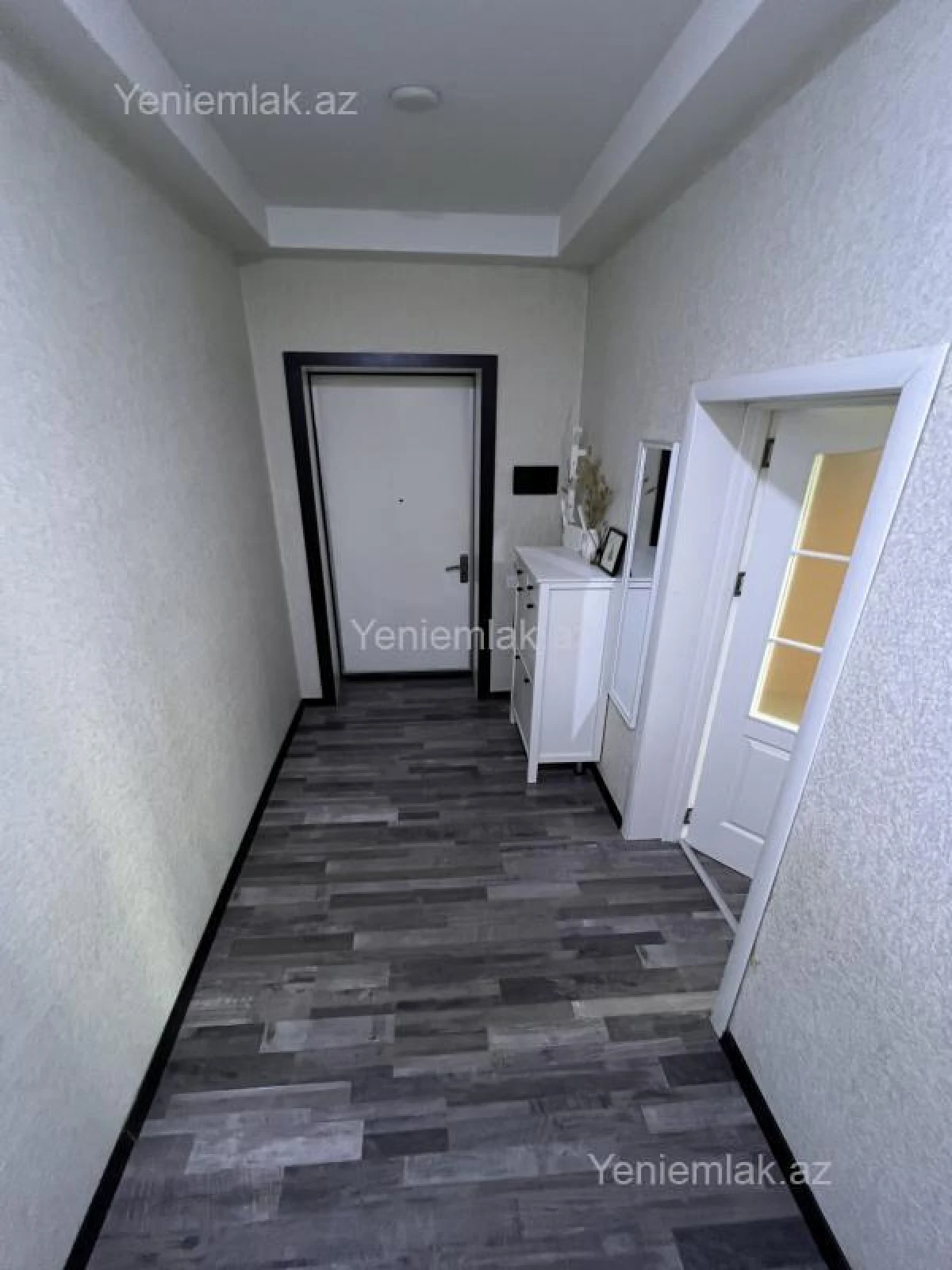 Satılır 2 otaqlı köhnə tikili 60 m²