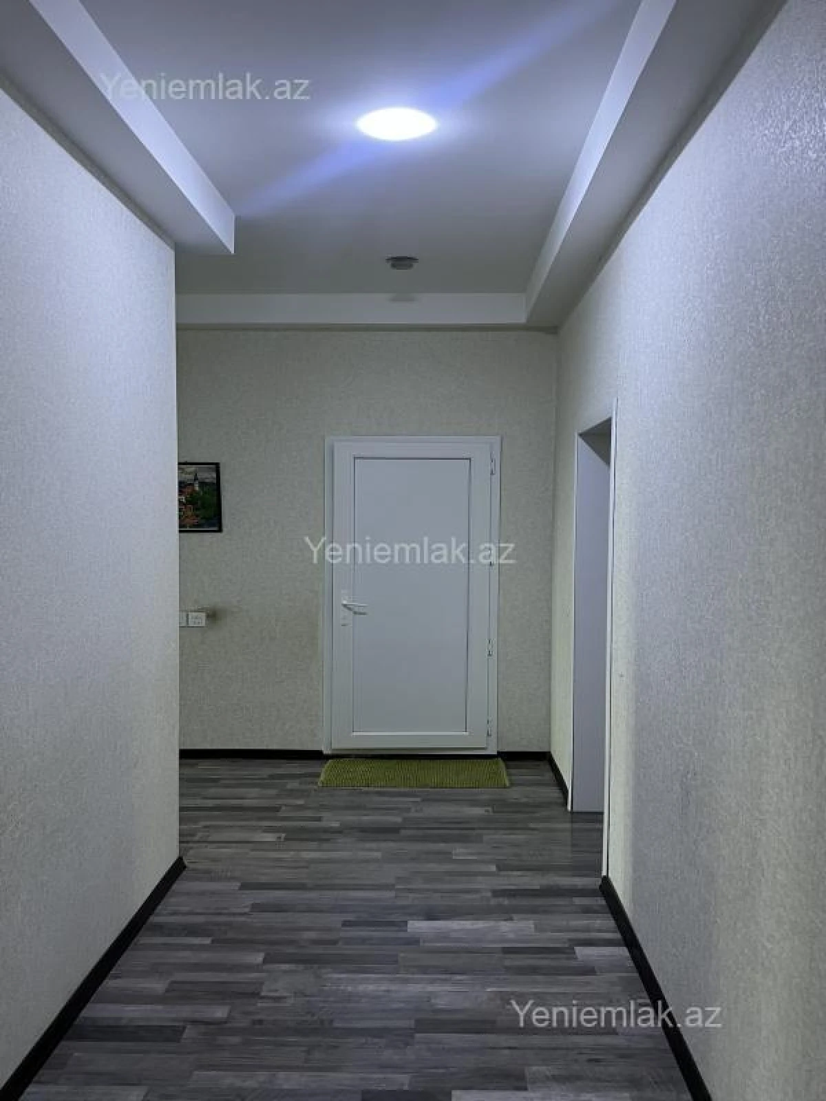 Satılır 2 otaqlı köhnə tikili 60 m²