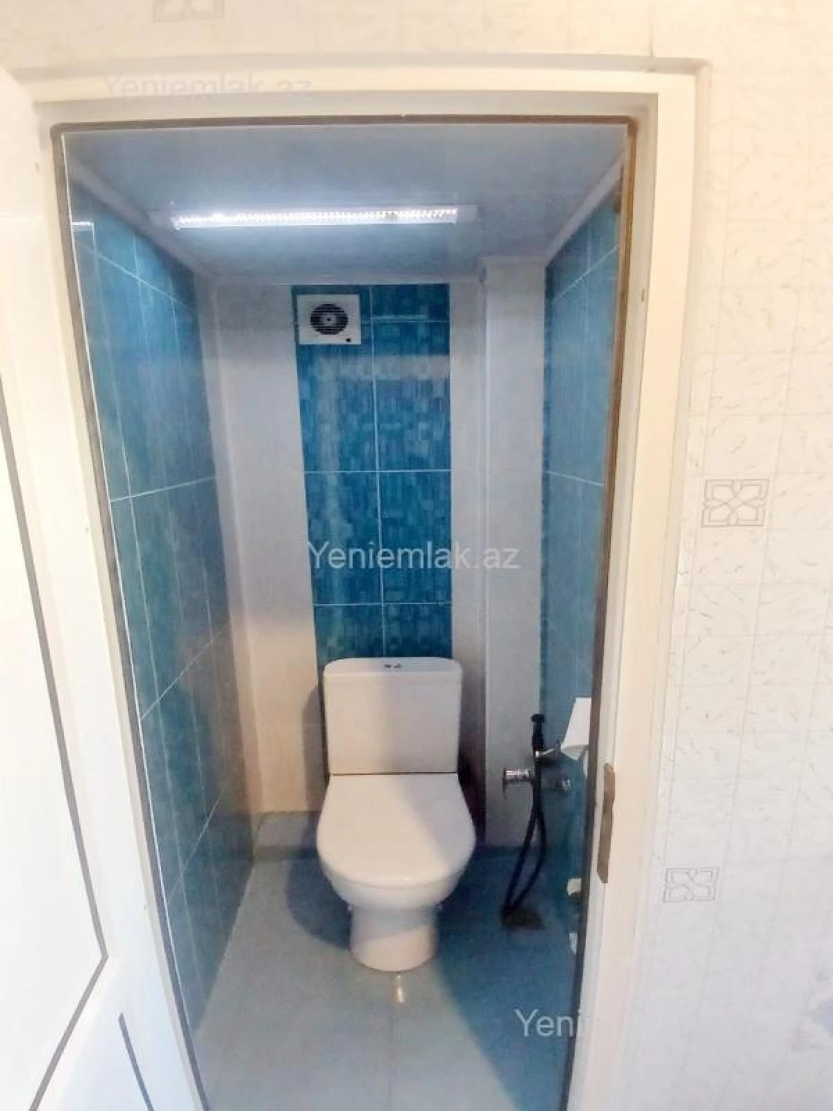 Satılır 4 otaqlı köhnə tikili 100 m²