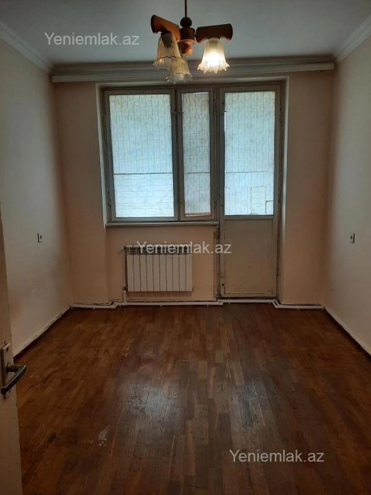 Satılır 5 otaqlı köhnə tikili 120 m²