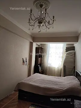 Satılır 3 otaqlı köhnə tikili 100 m²